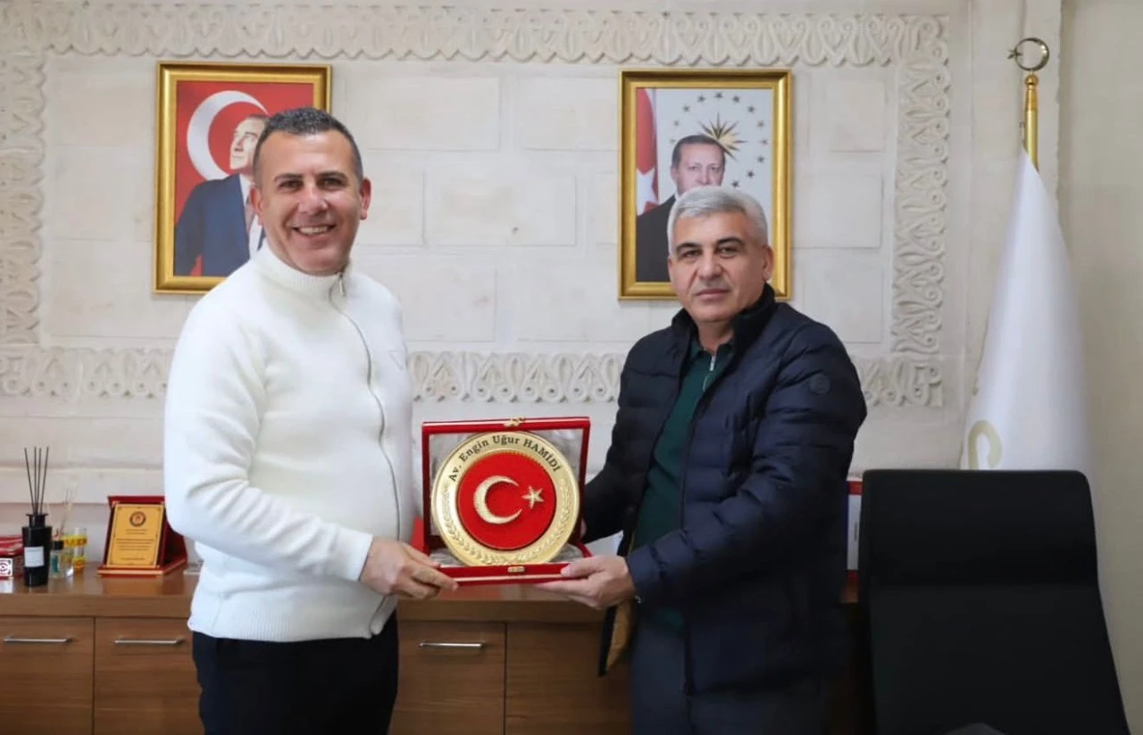 Hamidi&rsquo;ye, Ziraat Odası Başkanı Yıldız&rsquo;dan Teşekk&uuml;r Plaketi