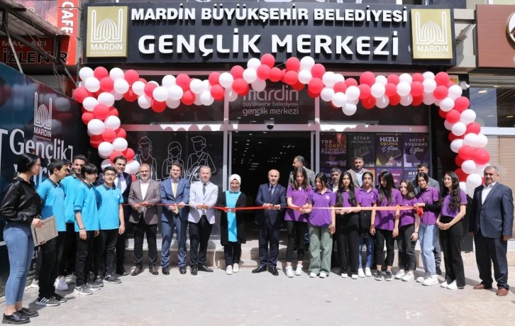 Kızıltepe ve Nusaybin Gençlik Merkezleri Açıldı