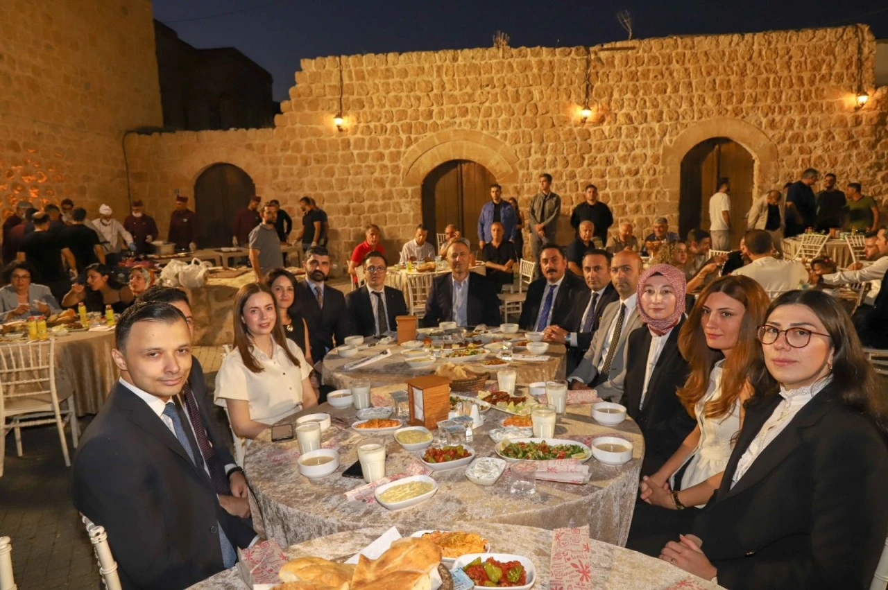 Mardin Barosu&rsquo;ndan Savur &Ccedil;ıkarması.