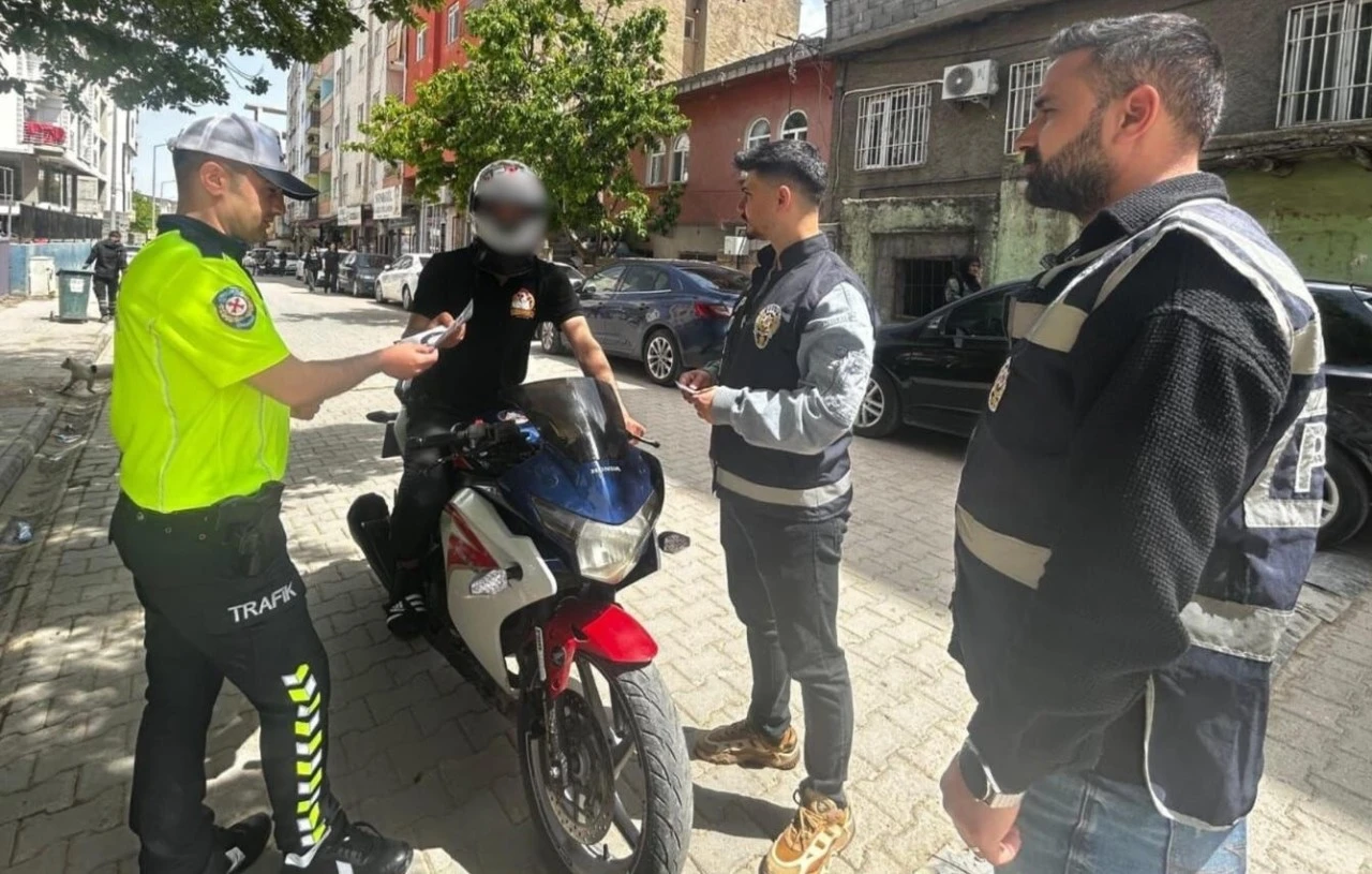 Mardin'de Emniyet'in Motosiklet ve Motorlu Bisiklet Denetimi