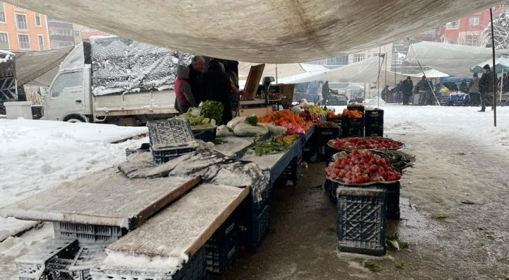 Mardin’de Kar Pazarcıları Vurdu