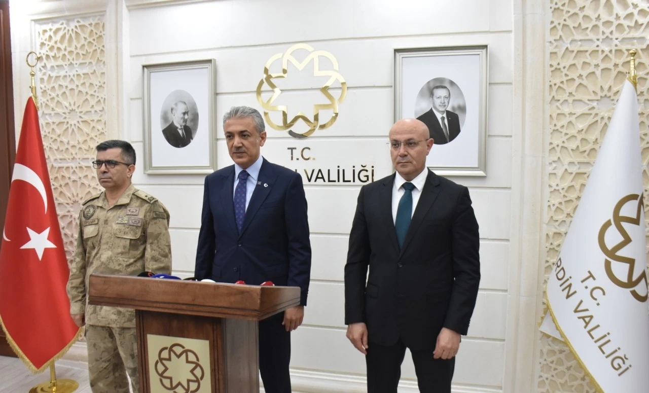 Mardin Valisi Aylık Asayış Toplantısında Konuştu