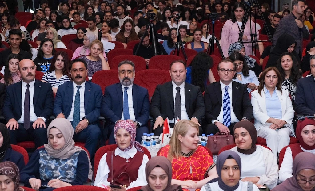 MAÜ’de “Mavi Vatan ve Kıbrıs” konusu Masaya Yatırıldı 