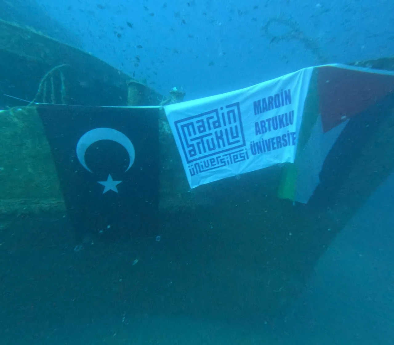 MA&Uuml;&rsquo;den Derin Sessizlikte Y&uuml;kselen &Ccedil;ığlık 