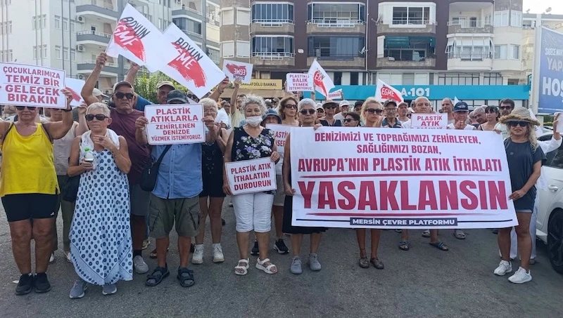 Mersin Kıyılarında &lsquo;İthal Atık&rsquo; a tepki