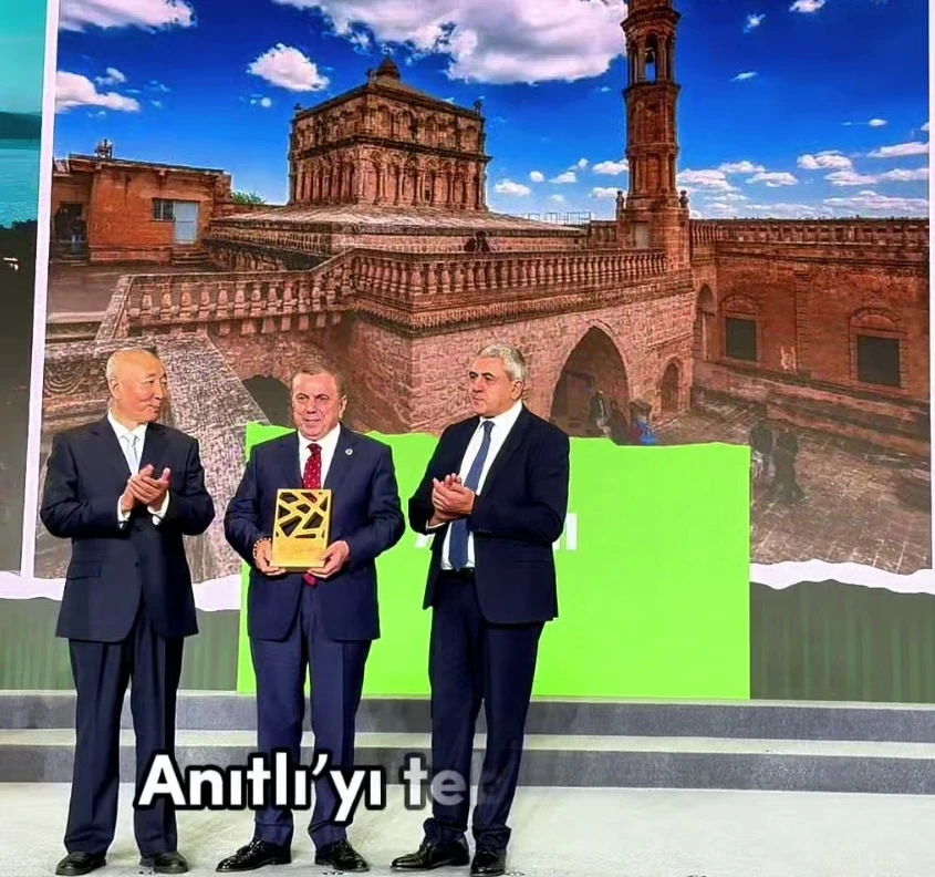 Midyat, &Ccedil;in&rsquo;de D&uuml;nya Turizm &Ouml;d&uuml;l&uuml;nde T&uuml;rkiye&rsquo;yi Temsil Ediyor
