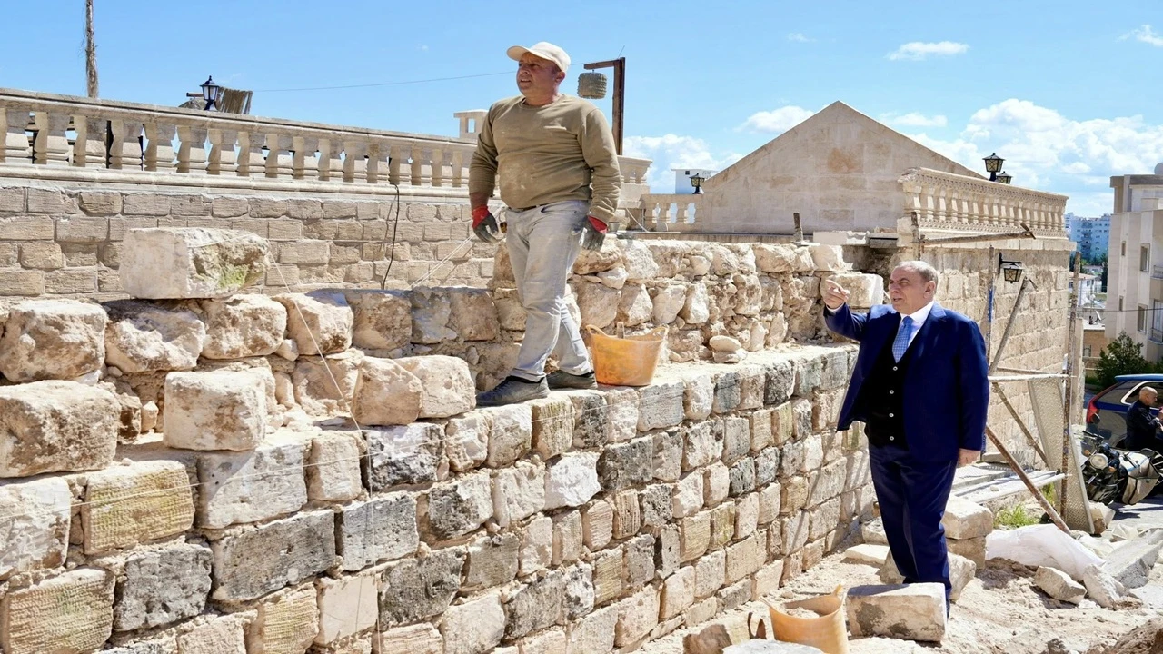 Midyat&rsquo;ta Tarihi Doku &ldquo;Katori&rdquo; Taşıyla Yeniden Hayat Buluyor