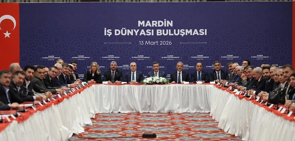 Cumhurbaşkanı Yardımcısı Yılmaz ve Bakan  Işıkhan Mardin'de İş D&uuml;nyası ile buluştu