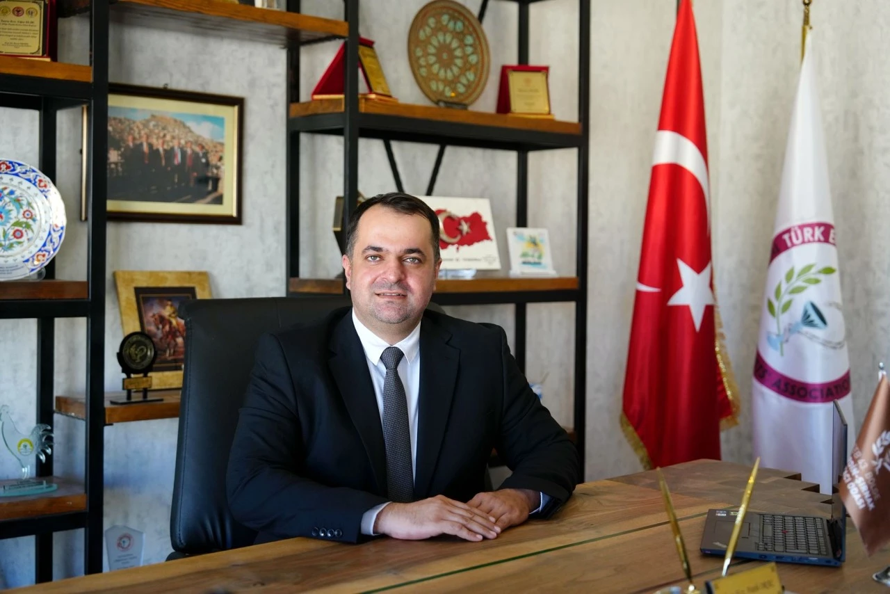 Mardin  Eczacı  Odası Se&ccedil;imlerinde Uzm. Ecz. Fatih Oral ve Ekibi G&uuml;ven Tazeledi