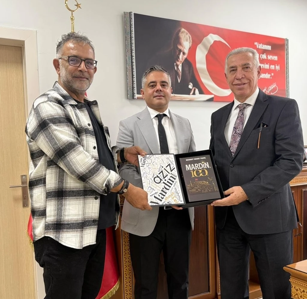 "Mardin'in  100'&uuml;" Prestij kitabı 