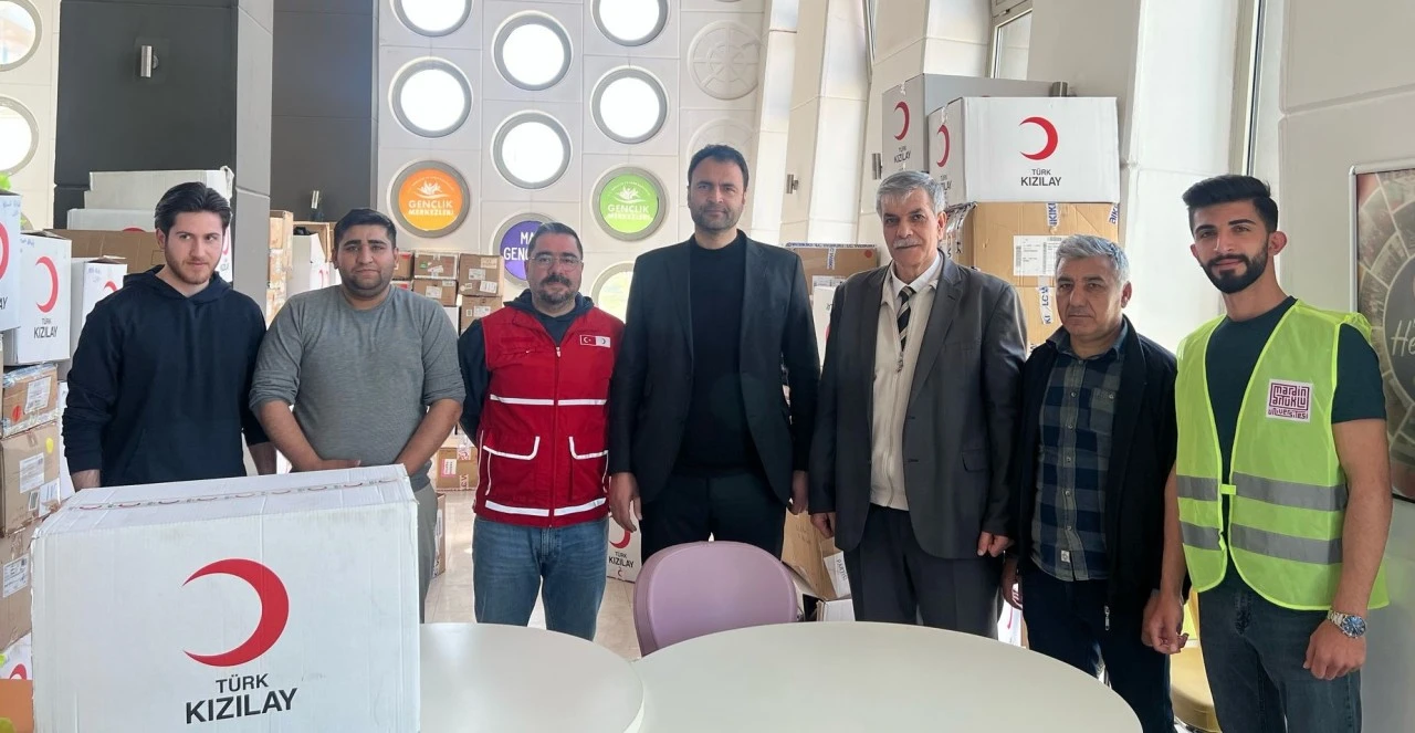  Üniversitesi ve Kızılay'dan Öğrencilere Bayram Hediyesi