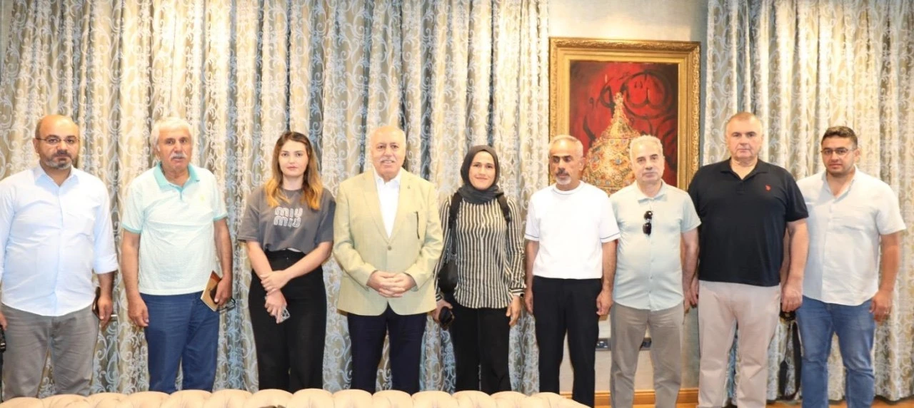 Yeşilli Belediye Başkanı  Demir Kiraz Festivali hakkında Açıklamalarda Bulundu
