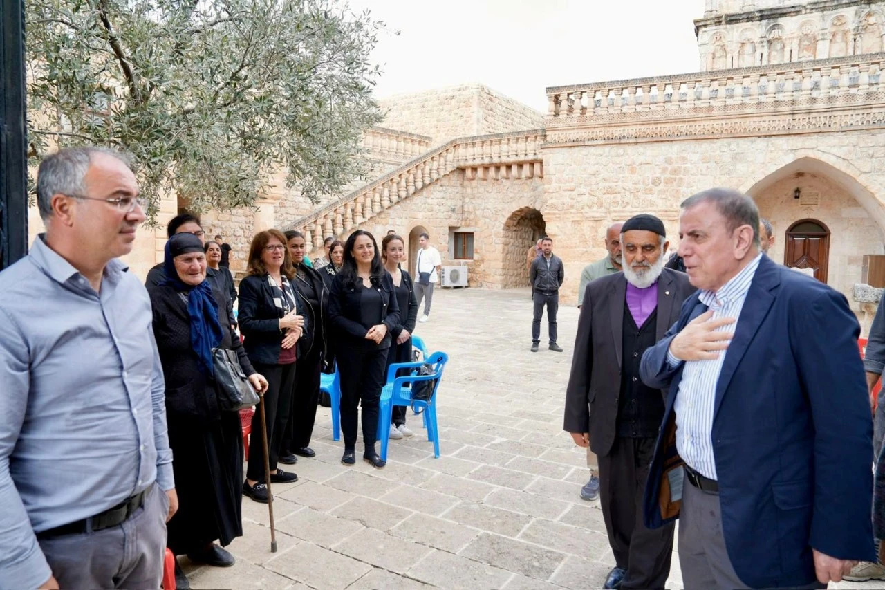 Başkan Şahin Anıtlı'daki Çalışmaları İnceledi