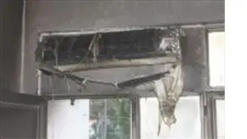 İftar vakti elektrik kontağından &ccedil;ıkan yangın evi k&uuml;l etti