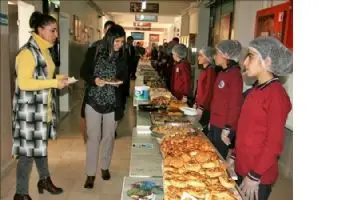 &Ouml;merli&acute;de Karne &Ouml;ncesi Kermes...