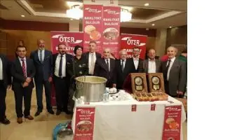 &Ouml;TER TARIM&acute;A İKİ &Ouml;D&Uuml;L