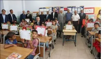 Vali Yaman Darge&ccedil;it&acute;ten mesaj verdi ?Eğitim ve &Ouml;ğretimde En İyi Noktalara Geleceğiz?