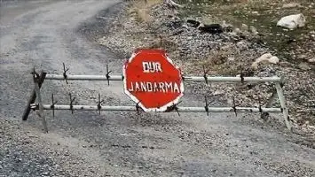 Kızıltepe&acute;de sınır karakollarına havanlı saldırı: 3 yaralı