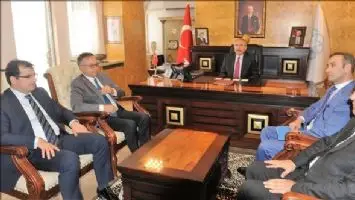 Vali Yaman Mardin&acute;de G&ouml;reve başladı.