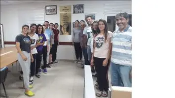 Sağlık M&uuml;d&uuml;r&uuml; Yavuz&acute;dan Kadın Hentbol Takımına destek