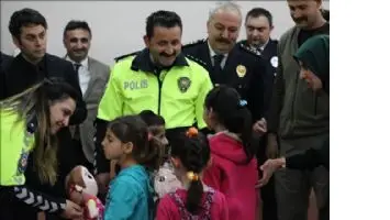 İl Emniyet M&uuml;d&uuml;r&uuml; Onar, &Ccedil;ocuk Yuvasını Ziyaret etti