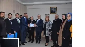 Ak Parti Listeleri Se&ccedil;im Kuruluna Teslim etti
