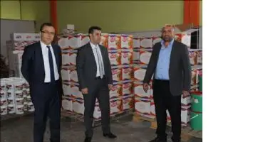 Tarım İl M&uuml;d&uuml;r&uuml;  El&ccedil;in,Turşu Tesislerini İnceledi
