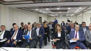 Ahmet T&uuml;rk; ?Bug&uuml;n devir aldığımız b&uuml;y&uuml;kşehir belediyesinin borcu 406 milyon lira"