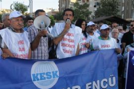 Kesk Ankara`ya yürüyor