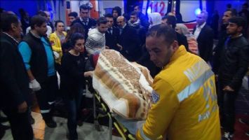 Mardin`de iki araç şarampole yuvarlandı: 1 ölü, 4 yaralı