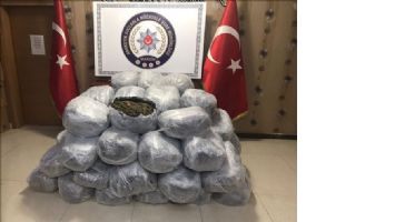 İpekyolu´nda 320 kilo esrar ele geçirildi