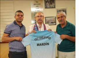 Vali, 1947 Mardin Sağlıkspor Kulübünü Ziyaret etti.