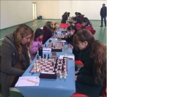 Kadınlar Satranç Turnuvasında Birincilik İçin Yarıştı