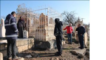 Almanya´daki şüpheli ölümler Midyat´ta mezar açtırdı