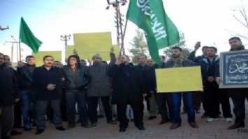 Midyat&#039;tan Charlie Hebdoya ve Cumhuriyete Tepkiler