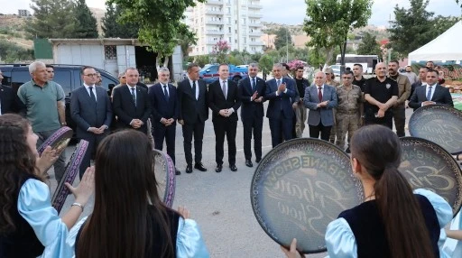 18. Uluslararası K&uuml;lt&uuml;r Sanat ve Kiraz Festivali Coşkuyla Başladı