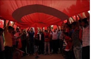 Mardin´de saldırılar protesto edildi