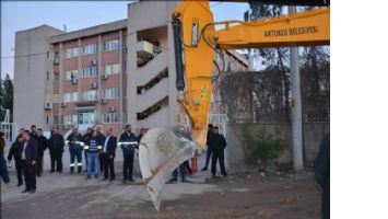 Belediyeden elektrik atağı