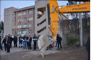 Belediyeden elektrik atağı