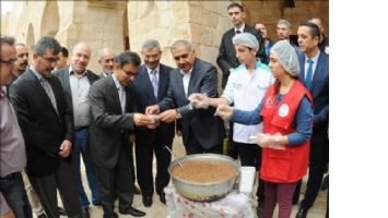 Mardin´ de 5 Bin Kişiye Aşure İkramı