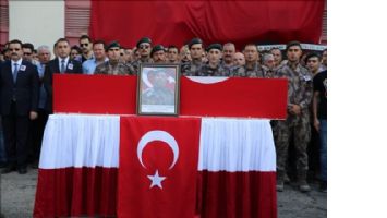 Mardin Şehidine Ağladı