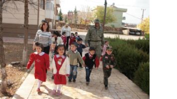 Çocuk Gelişim Merkezi Minik Öğrencileri Jandarma Komutanlığını Ziyaret Etti