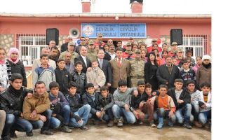 Mehmetçik, Öğrencileri Sbs`ye Hazırlayacak