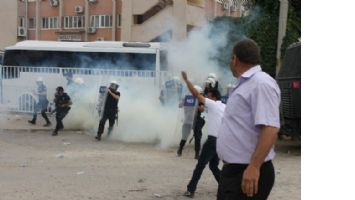 Mardin`de Çiftçiler&#039;den Eylem