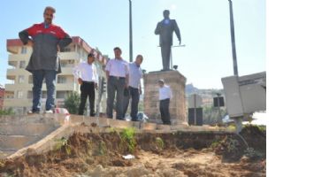 Mardin Büyükşehir Belediyesi Peyzaj Ve Parke Taşı Çalışması Başlatıldı