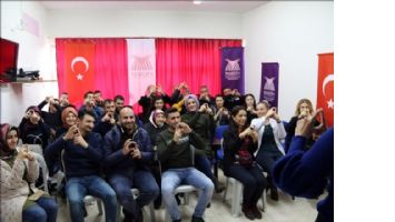 Büyükşehir Belediyesinden İşaret Dili Eğitimi