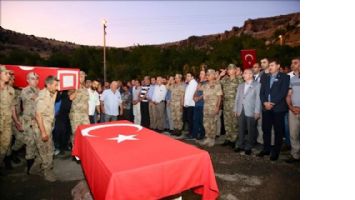 Şehit güvenlik korucusu tekbirlerle son yolculuğuna uğurlandı