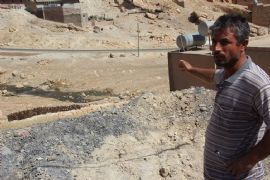 Kanalizasyon köyün içinde akıyor-VİDEO