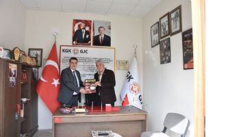              Eski Belediye Başkanı Metin Pamukçudan Ziyaret