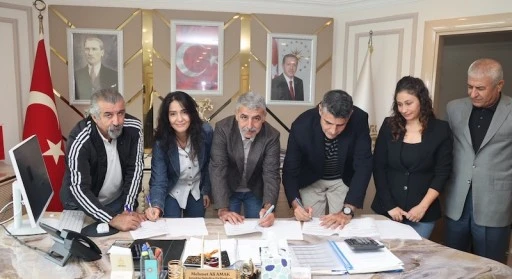 Artuklu&rsquo;da memurların hakları i&ccedil;in imzalar atıldı